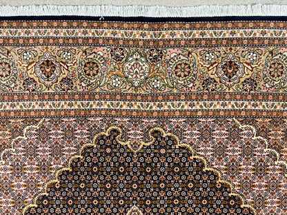 6'7"x9'7" Fine Hand-Knotted Wool & Silk Blend Tabrize Mahi Carpet - Area Rug