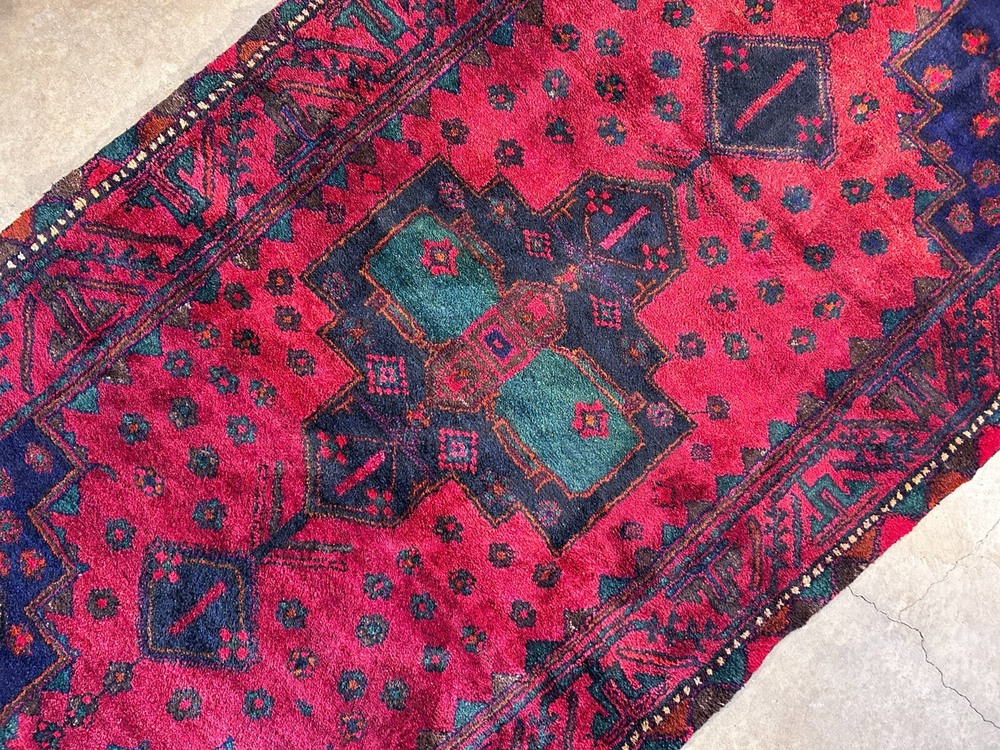 4'10" x 8'10" Hand-Knotted 100% Wool Pile Hamadane Area Rug - Carpet