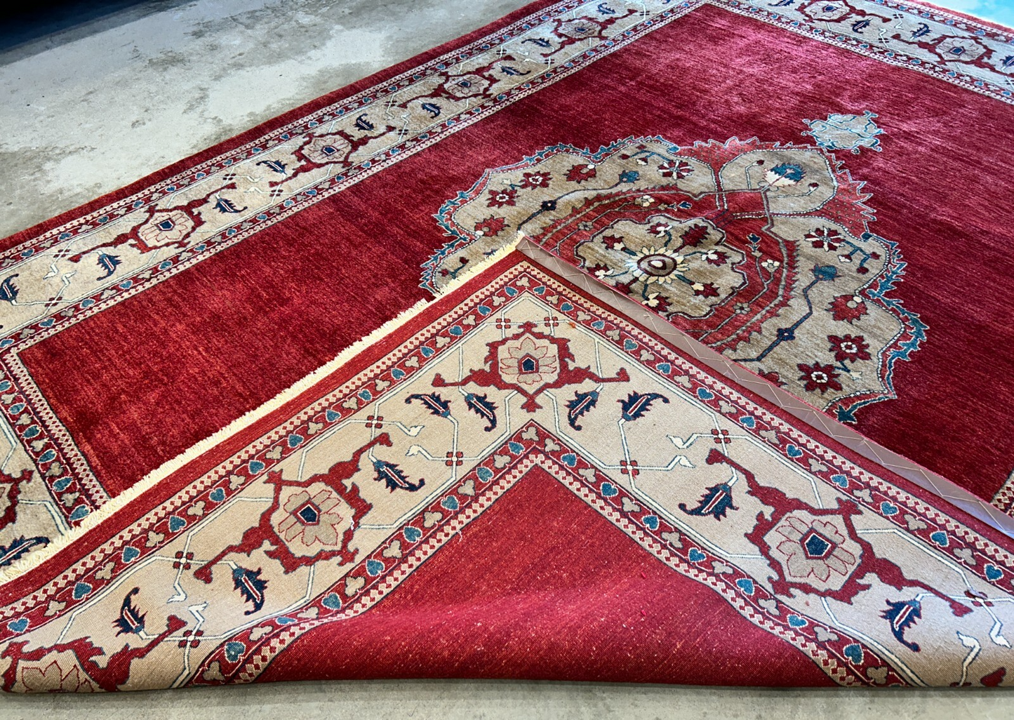 8'10"x11'8" Hand-Knotted 100% Wool Pile Tabrize Rug