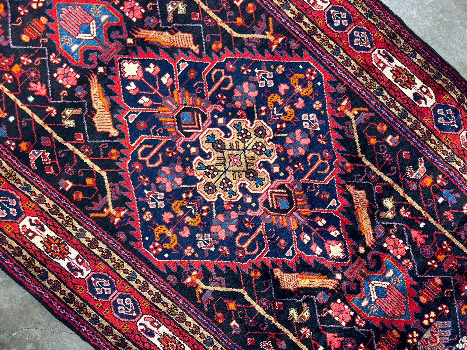 5'6" x 10'5" Hand-Knotted 100% Wool Carpet - Nahavande Area Rug