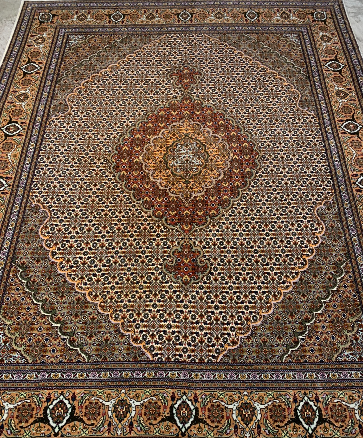 5'x6'4" Fine Hand-Knotted Wool & Silk Blend Tabrize Mahi Carpet - Area Rug