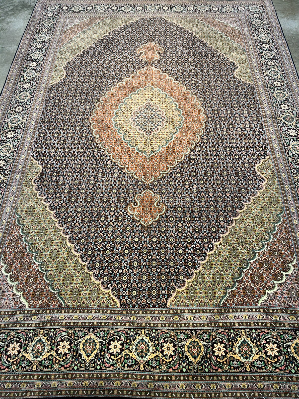 6'7"x9'9" Fine Hand-Knotted Wool & Silk Blend Tabrize Mahi Carpet - Area Rug