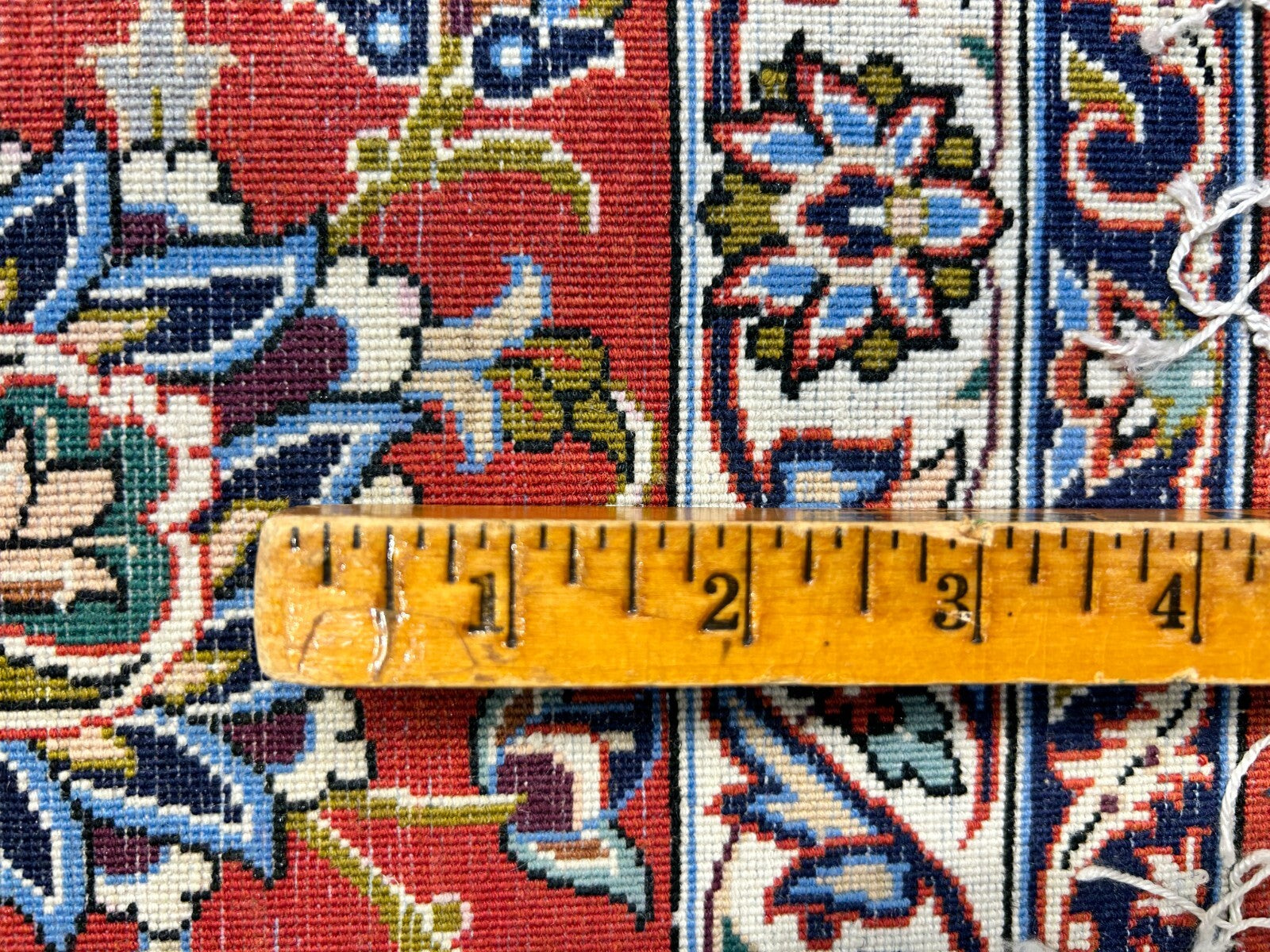 6'9"x9'10" Extra Fine Hand-Knotted Wool & Silk Isfahane Seirafian Rug