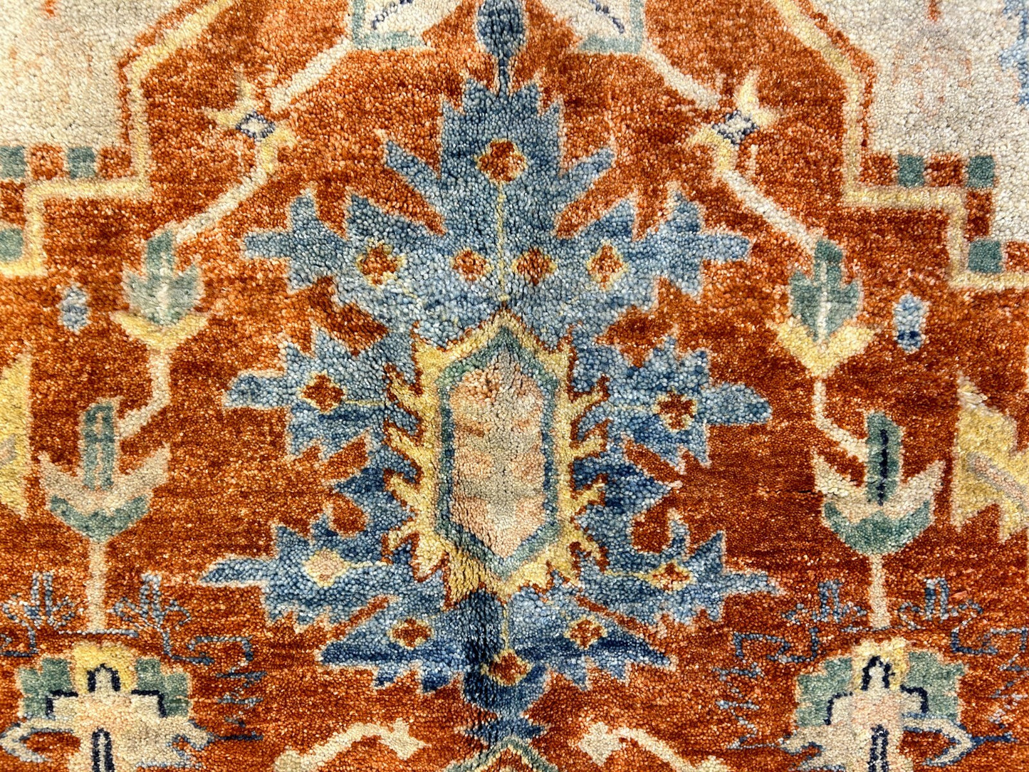 9'x12' Hand-Knotted 100% Lamb Wool Serapie Design Carpet - Area Rug