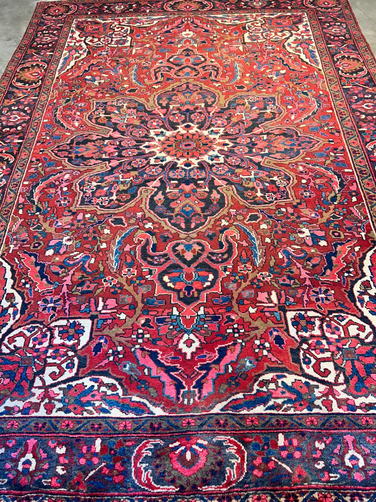 8'2"x11'6" Hand-Knotted 100% Wool Pile Herize Rug