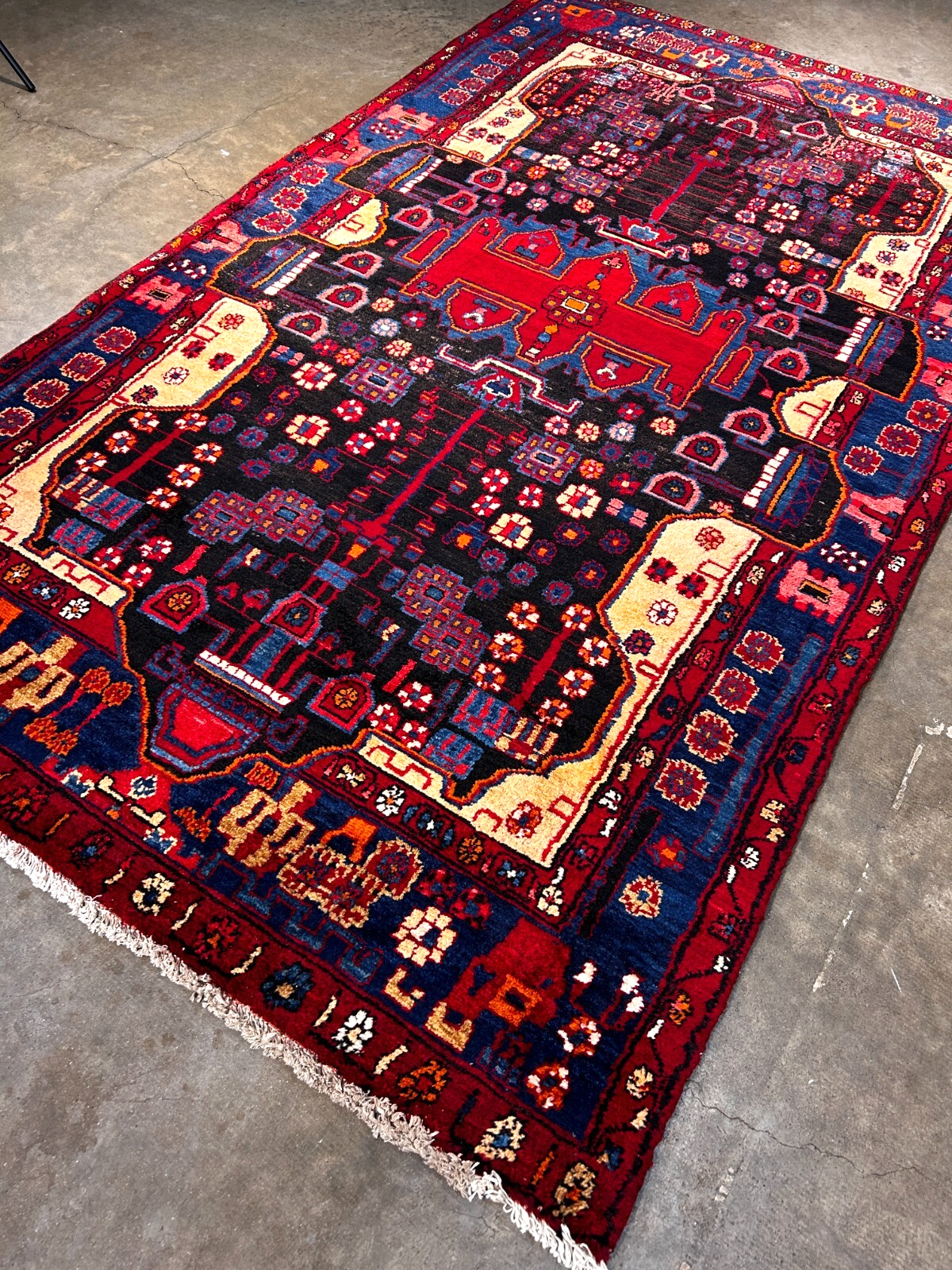 5'0" x 8'9" Hand-Knotted 100% Lamb Wool Pile Nahavande Area Rug - Carpet