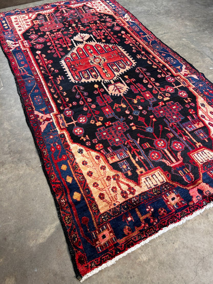 5'1" x 10'2'' Hand-Knotted 100% Lamb Wool Carpet - Nahavande Area Rug