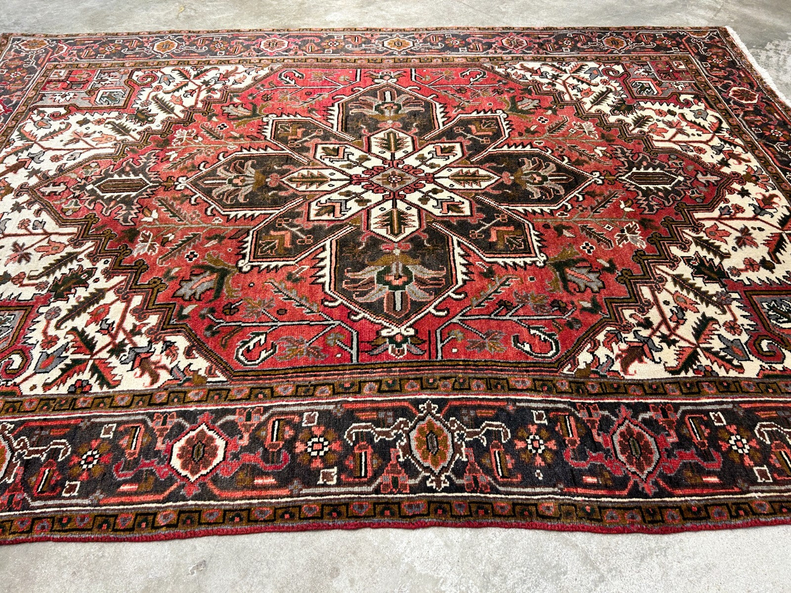 6'7"x9'5" Hand-Knotted 100% Wool Herize Carpet - Area Rug