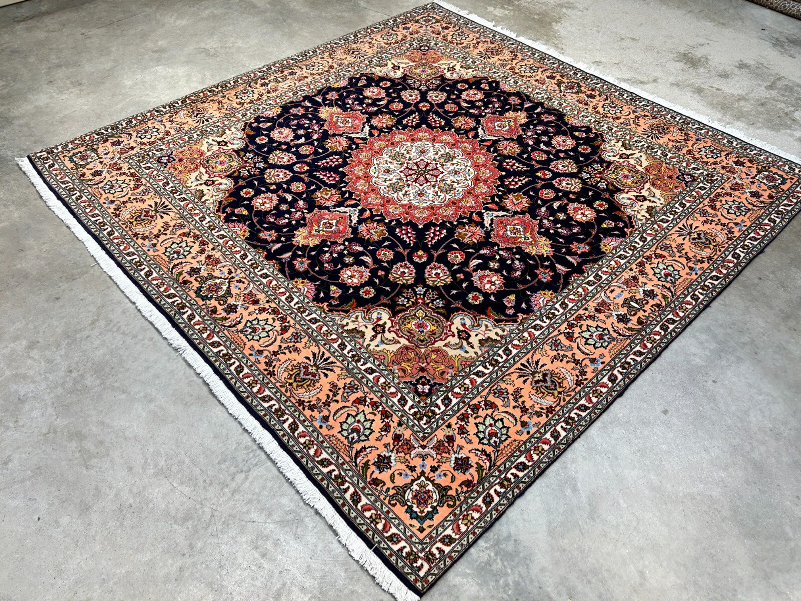 6'5"x6'7" Fine Hand-Knotted Wool & Silk Tabrize Rug - Area Carpet