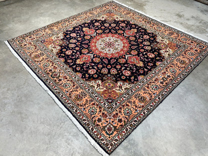 6'5"x6'7" Fine Hand-Knotted Wool & Silk Tabrize Rug - Area Carpet