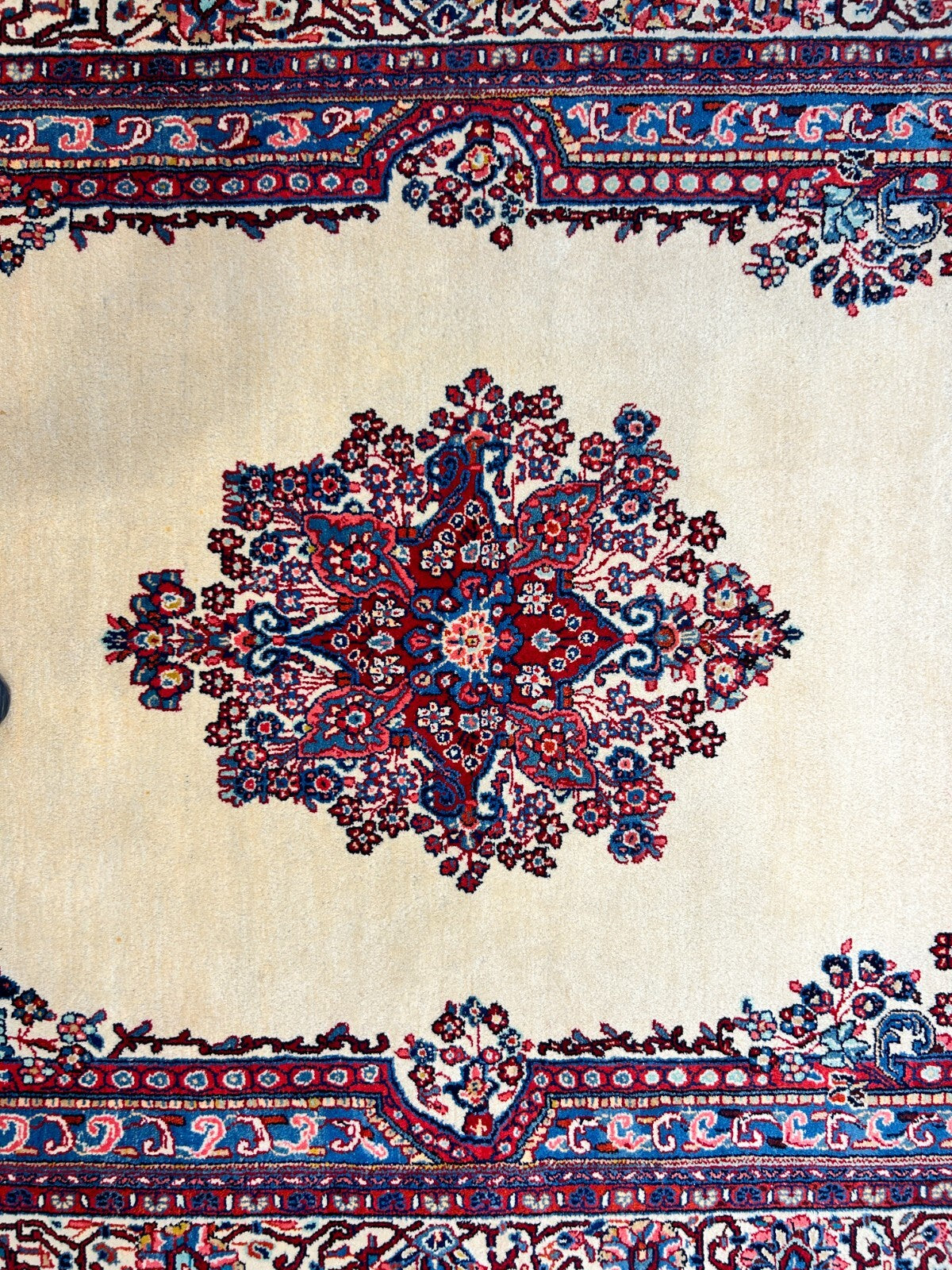 6'3"x9'5" Hand-Knotted 100% Wool Pile Sarouke Carpet - Area Rug