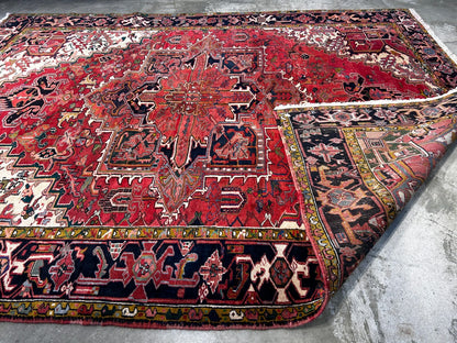 8'3" x 10'6'' Hand-Knotted 100% Wool Pile Herize Area Rug - Carpet