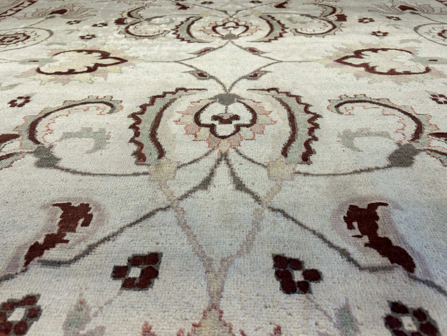 7'1"x9'1" Hand-Knotted 100% Wool Pile Indian Arut Carpet - Area Rug