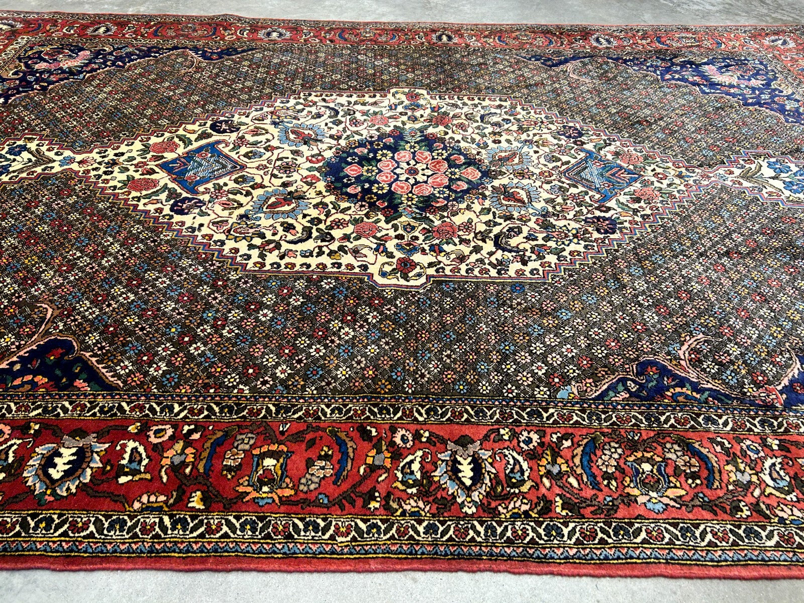 6'6"x10'0" Hand-Knotted 100% Wool Pile Bakhtiarie Carpet - Area Rug