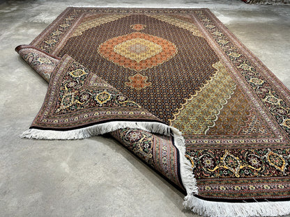 6'8"x10'2" Fine Hand-Knotted Wool & Silk Oriental Tabrize Rug - Area Carpet