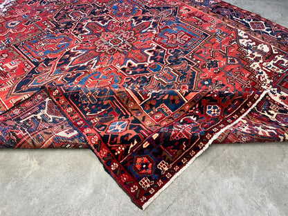 8'3"x11'4" Hand-Knotted 100% Wool Pile Herize Rug