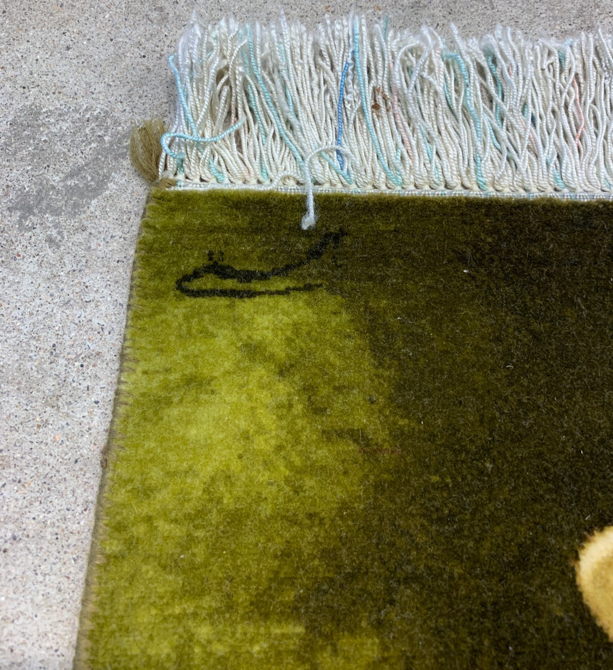 2'1"x3'1" Fine Hand-Knotted Wool & Silk  Pictorial Tabrize Rug