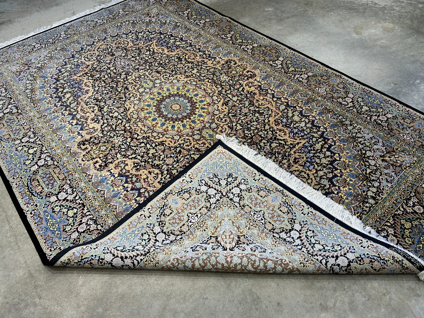 6'5"x9'10" Exquisite Hand-Knotted 100% Silk Qume Rug