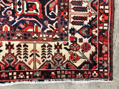 10'3"x12'2" Hand-Knotted 100% Wool Pile Bakhtiarie Rug