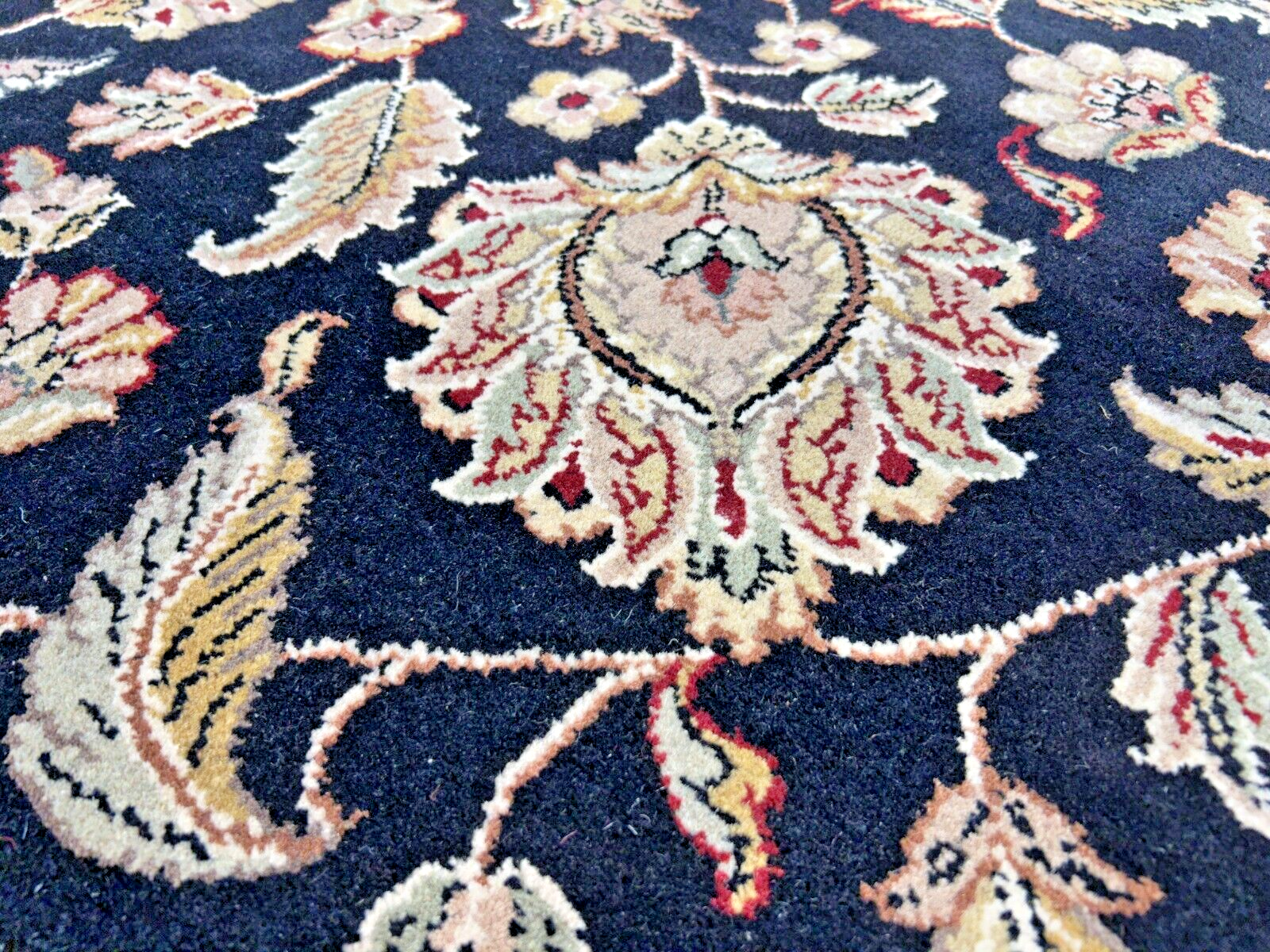 9' x 12' Hand-Knotted 100% Wool Carpet - Indian Agra Area Rug