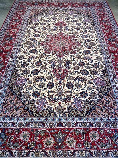 6'9"x10'1" Extra-Fine Hand-Knotted Wool & Silk Blend Isfahane Carpet - Area Rug