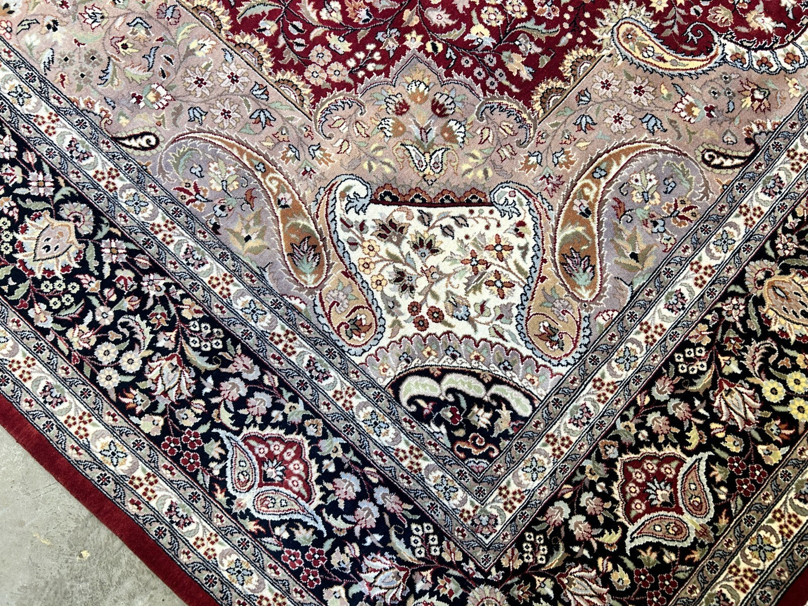 9'x12' Hand-Knotted 100% Wool Pile Tabrize Carpet - Area Rug