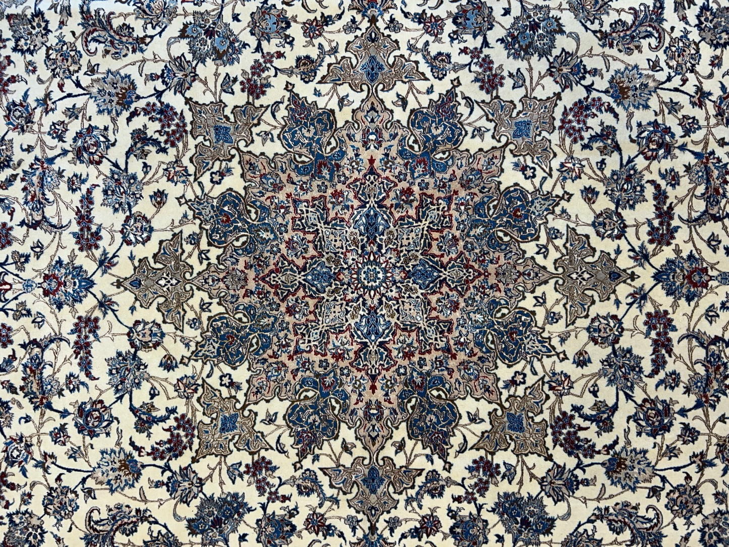 10'3"x14'1" Extra Fine Hand-Knotted Wool & Silk Naine Rug