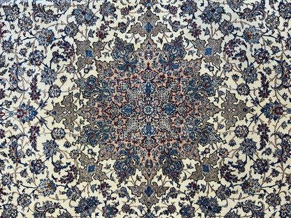 10'3"x14'1" Extra Fine Hand-Knotted Wool & Silk Naine Rug