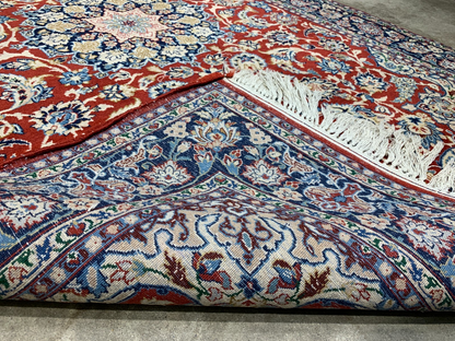 4'11" x 7'10'' Antique Hand-Knotted 100% Wool Pile Isfahane Rug - Carpet