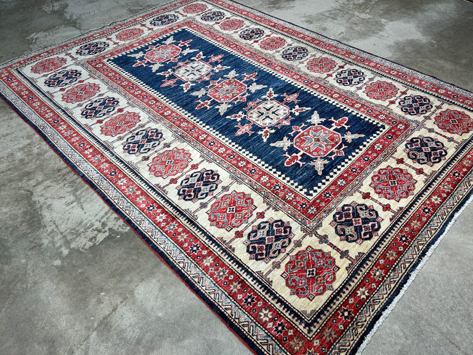 5'9"x8' Hand-Knotted 100% Wool Carpet - Kazak Area Rug