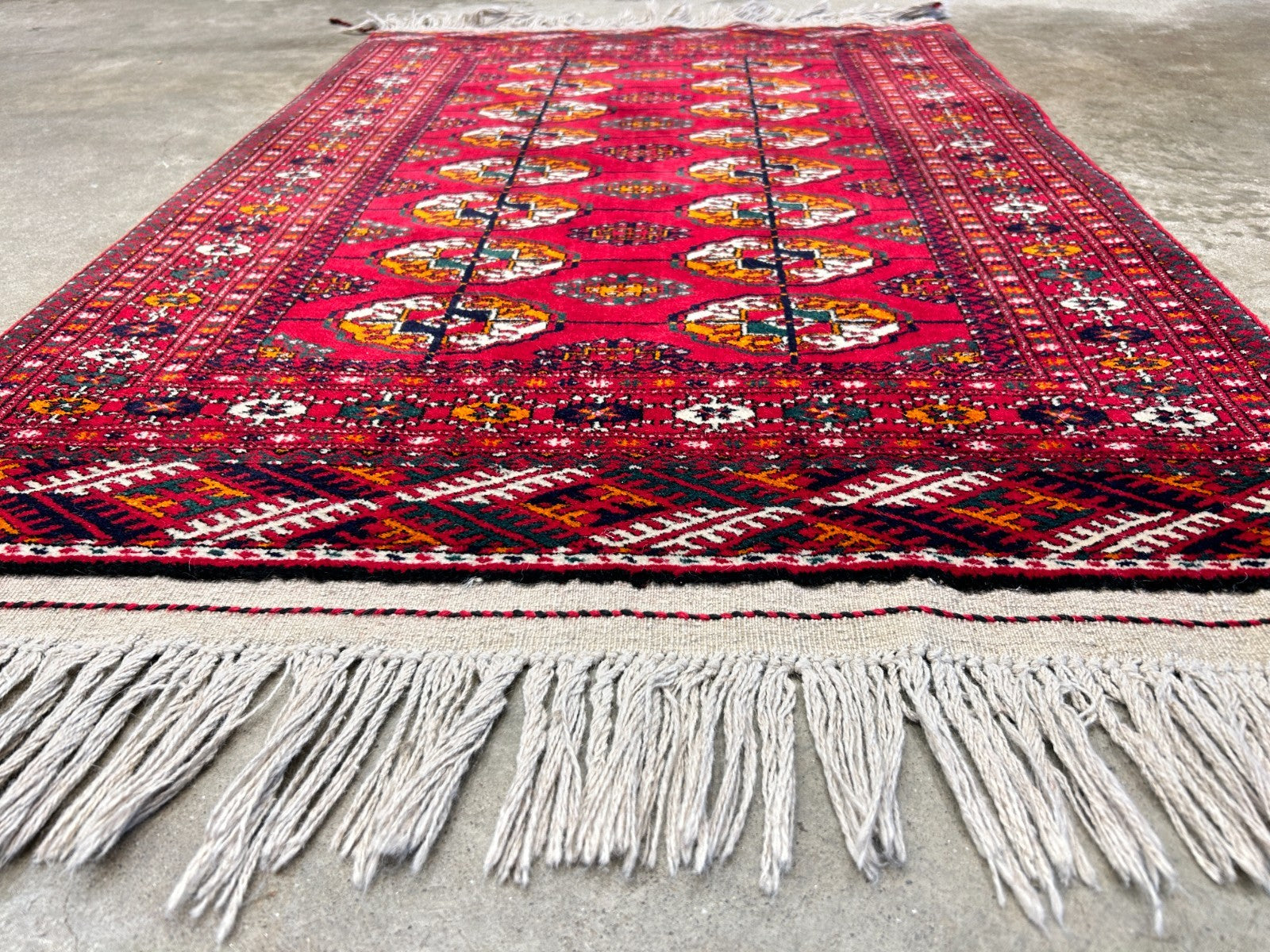 2'8"x3'10" Hand-Knotted 100% Wool Pile Bokhara Rug