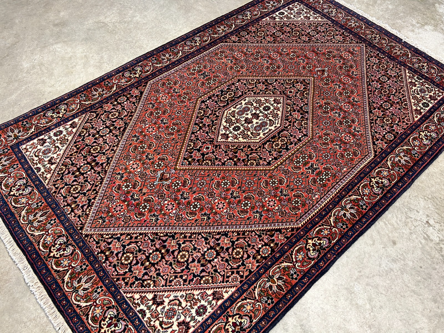 3'7"x5'8" Hand-Knotted 100% Wool Pile Persiane Bijare Rug