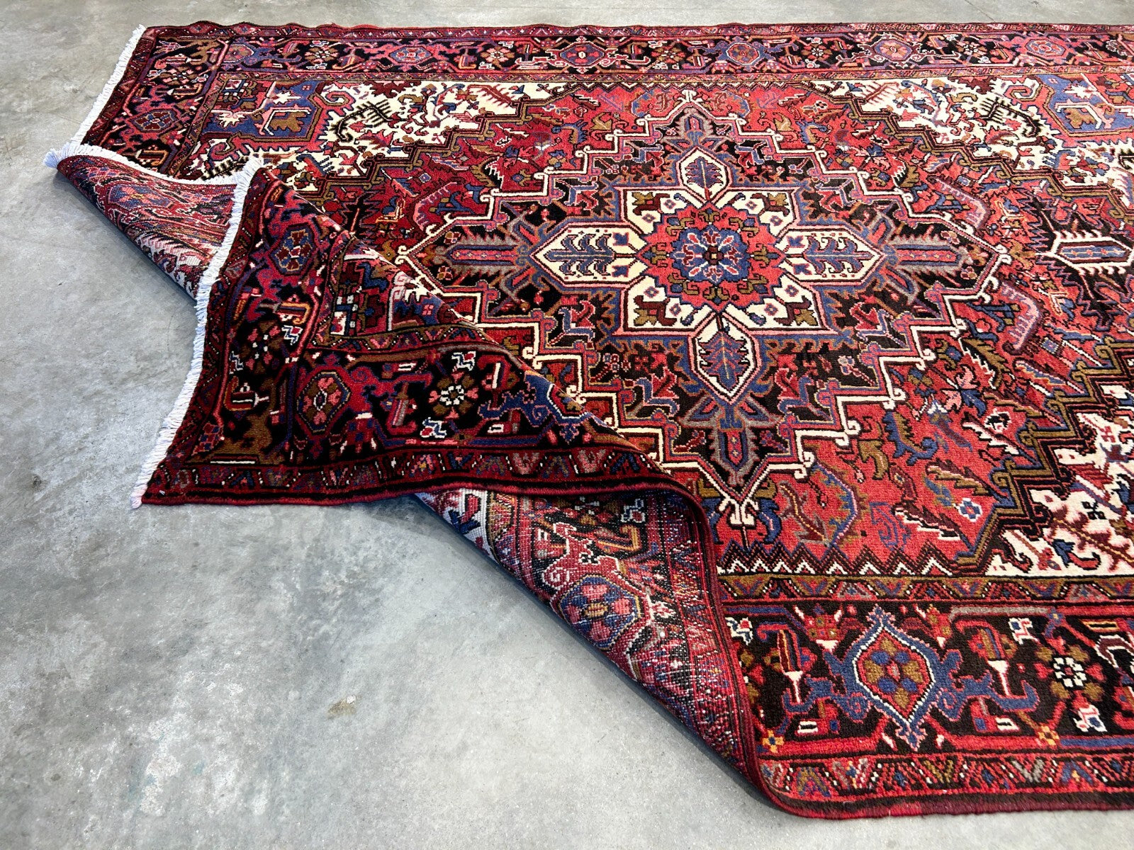 7'3"x9'9" Hand-Knotted 100% Wool Herize Carpet - Area Rug