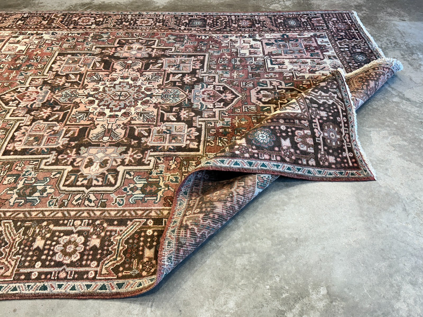 7'5"x11'5" Hand-Knotted 100% Wool Pile Herize Rug