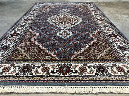 3'1"x4'10" Hand-Knotted Wool & Silk Pile Tabrize Mahi Rug
