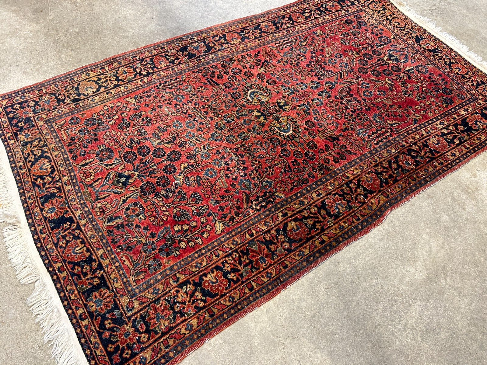 4'9"x6'3" Collector Antique Hand-Knotted 100% Wool Sarouke Rug