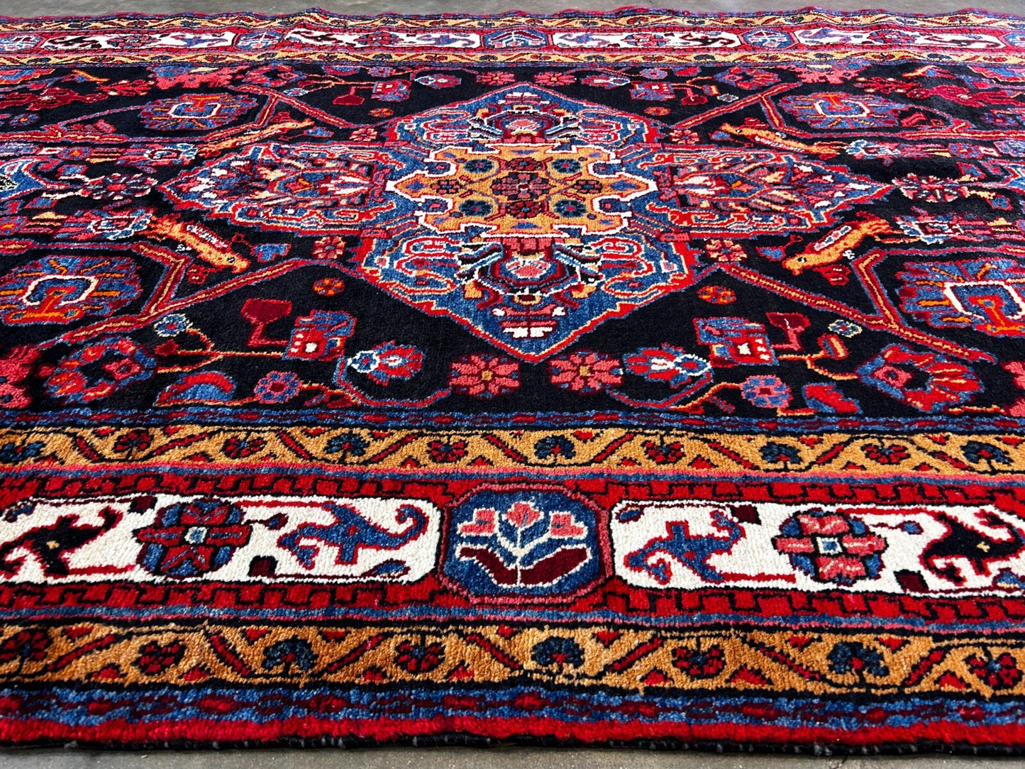 5'0" x 10'3'' Hand-Knotted 100% Lamb Wool Pile Nahavande Area Rug