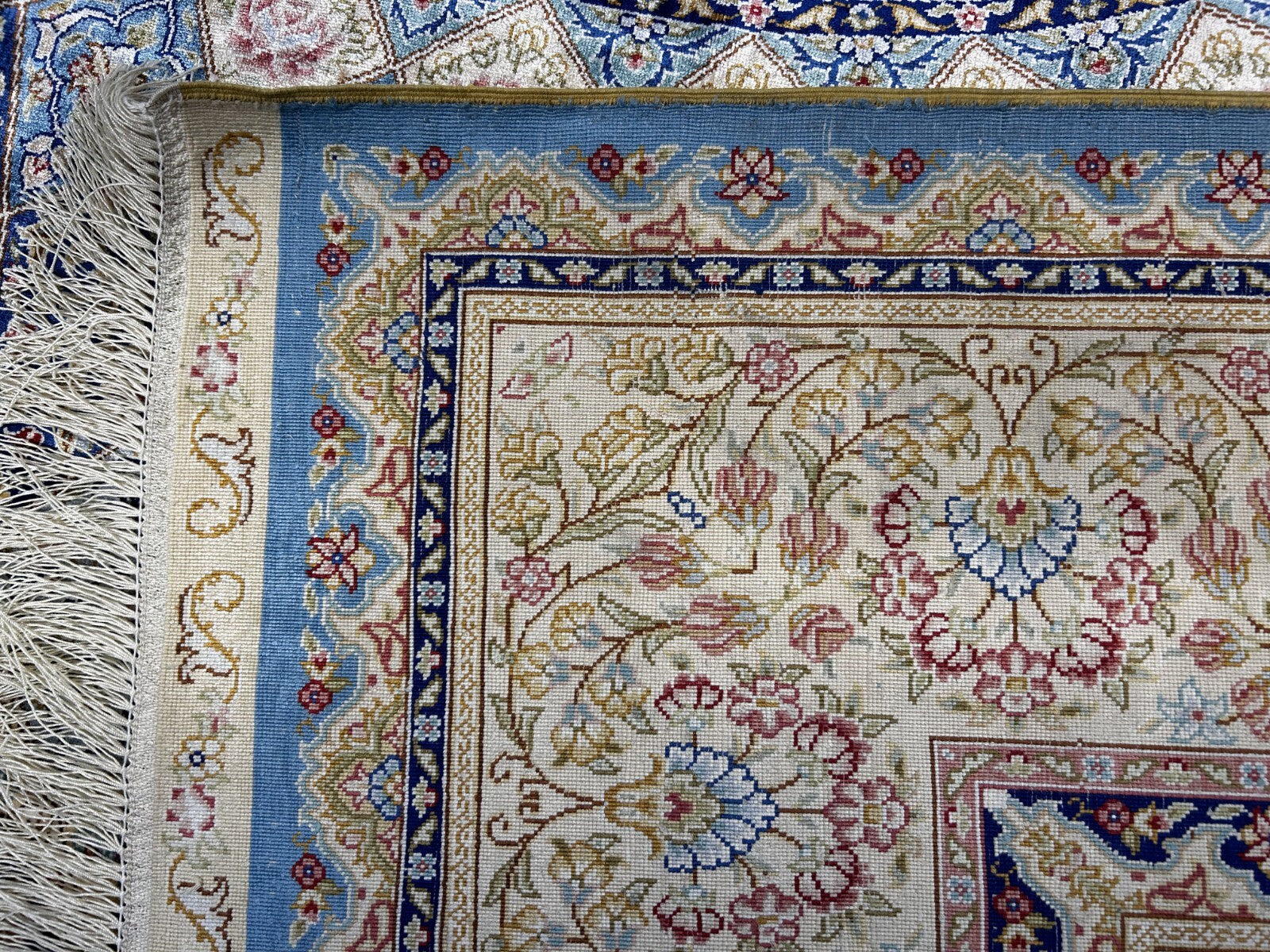 6'x9' Exquisite Hand-Knotted 100% Silk Oriental Rug