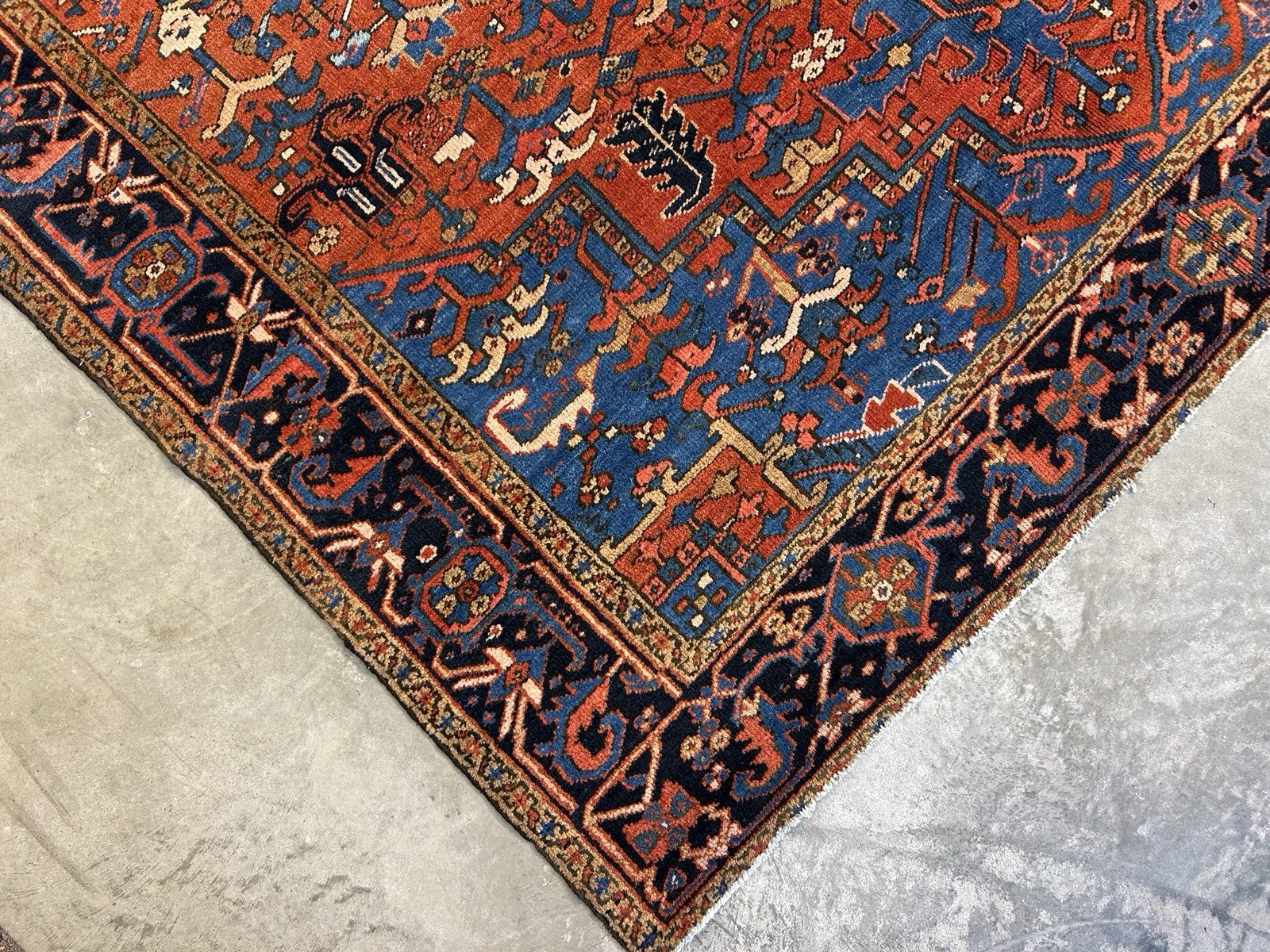 Collector Item- 7’9”x11’5” Antique Hand-Knotted 100% Wool Pile Serapie Area Rug