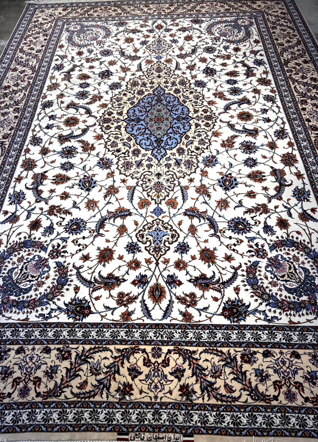 8'6"x12' Extra Fine Hand-Knotted Wool & Silk Isfahane Rug