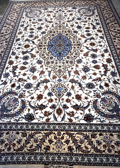 8'6"x12' Extra Fine Hand-Knotted Wool & Silk Isfahane Rug