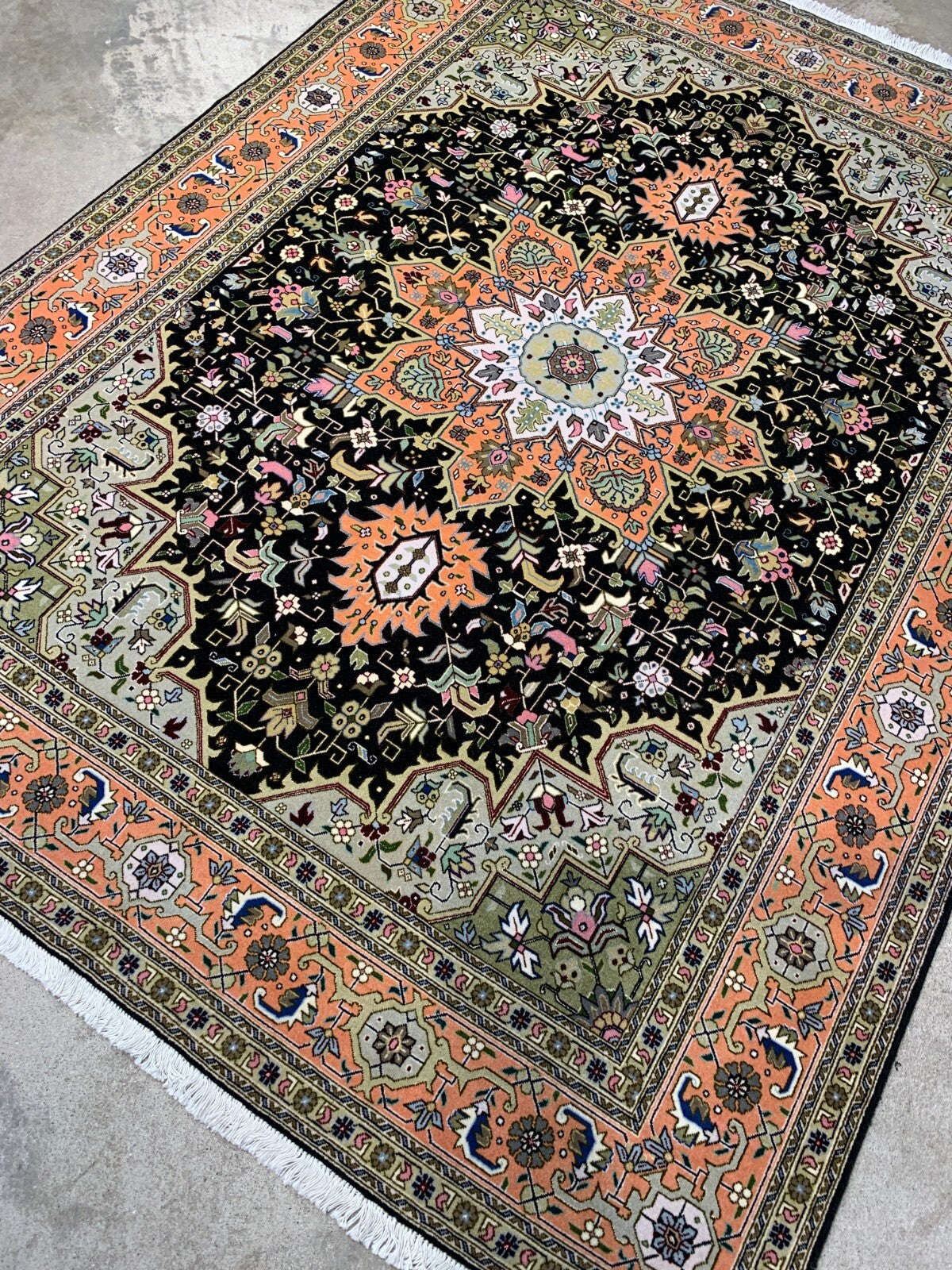 4'11"x6'6" Very Fine Hand-Knotted Wool & Silk Blend Tabrize Area Rug