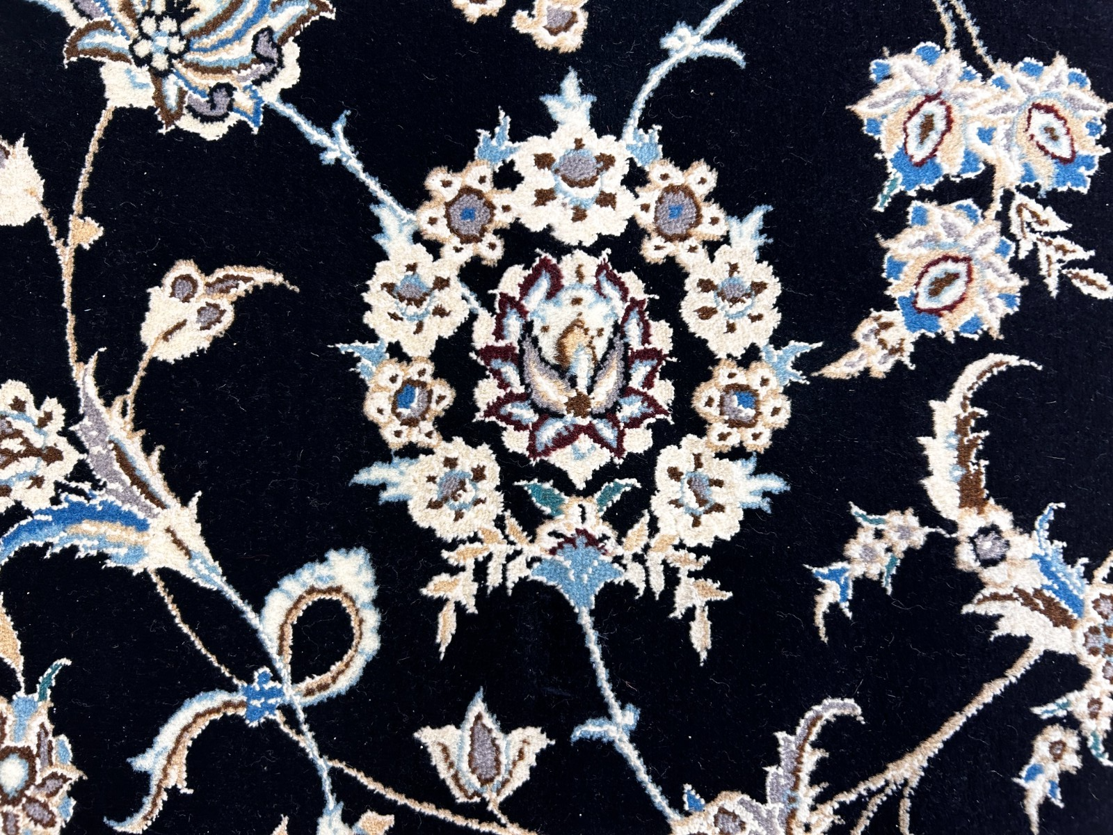  8'3"x11'10'' Very Fine Silk & Wool Habibian Naine Area Rug - Area Carpet