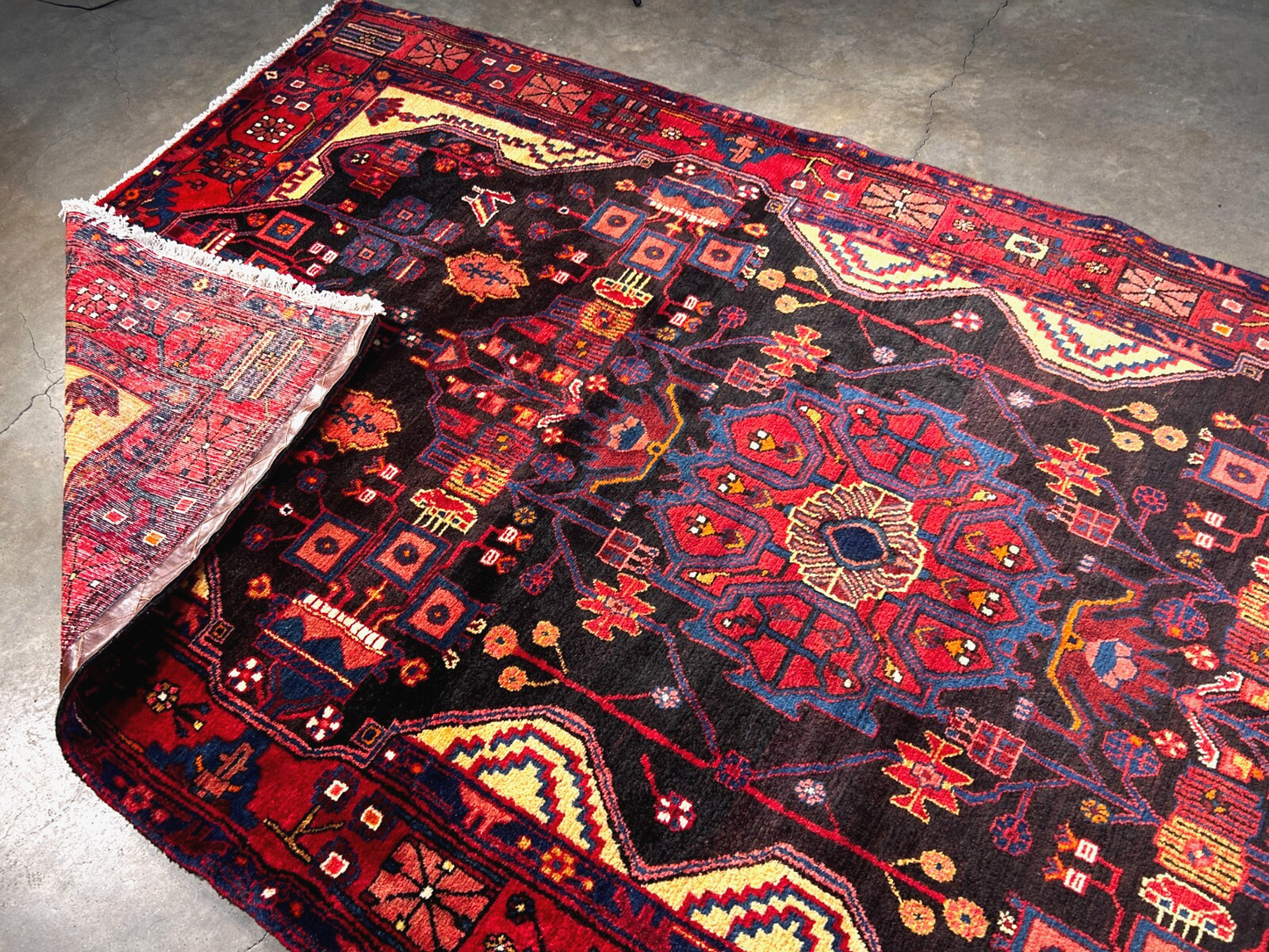 5'3" x 10'3" Hand-Knotted 100% Wool Pile Nahavande Area Rug - Carpet