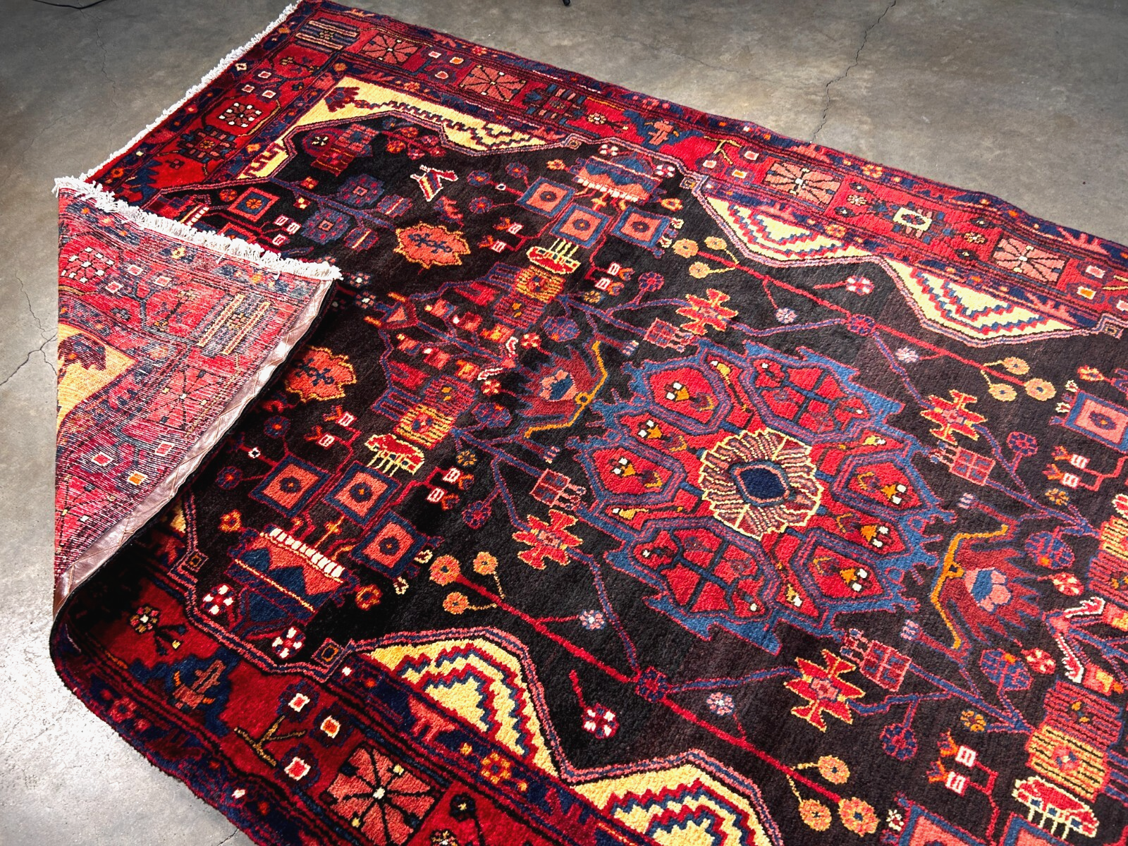 5'3" x 10'3" Hand-Knotted 100% Wool Pile Nahavande Area Rug - Carpet