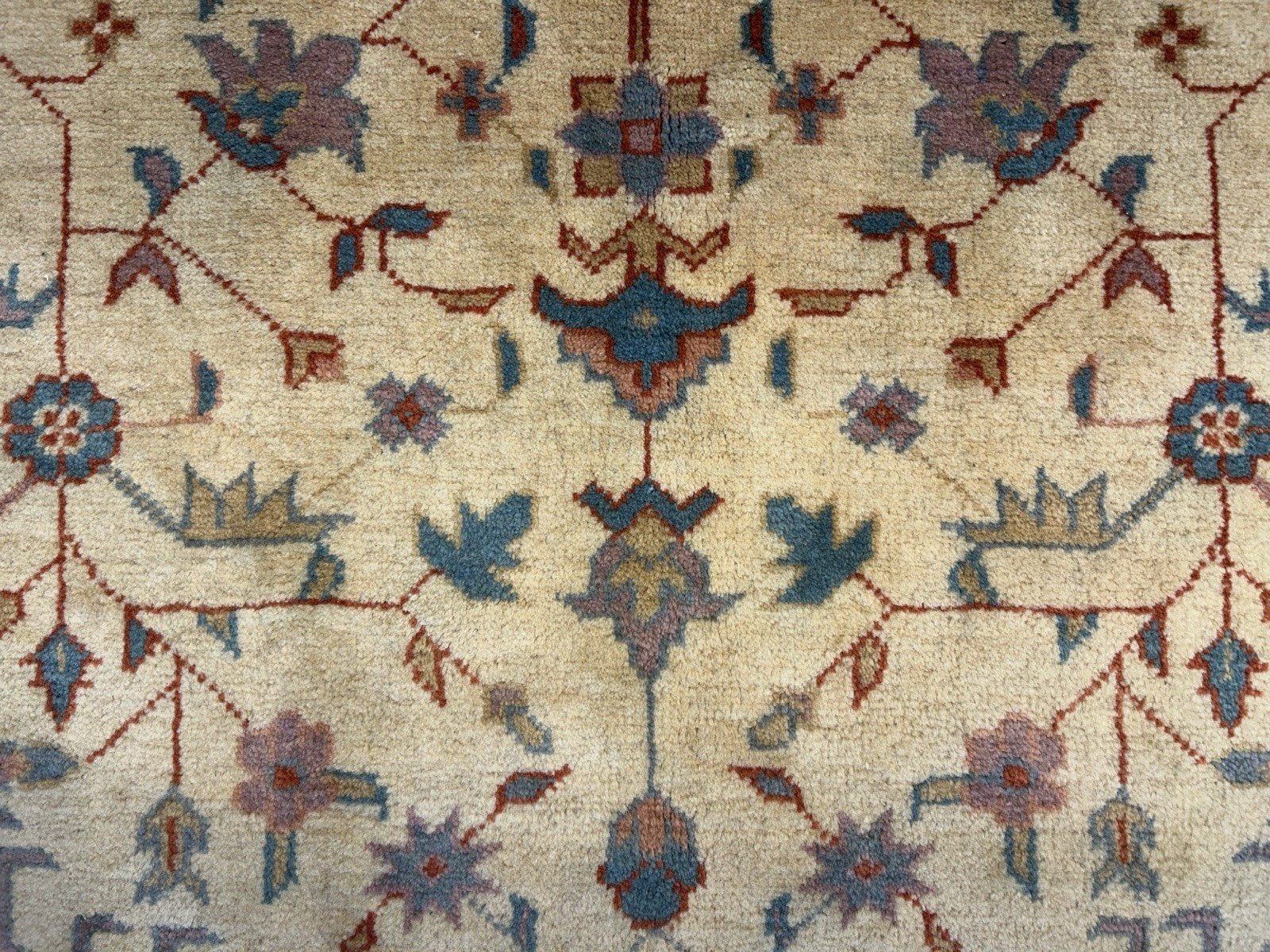 7’10”x9’6” Hand-Knotted 100% Wool Pile Oriental Area Rug - Carpet