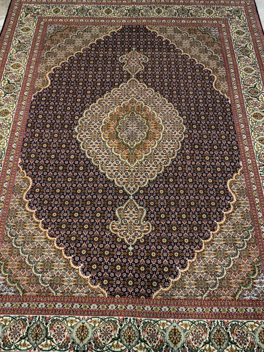 5'x6'9" Fine Hand-Knotted Wool & Silk Blend Tabrize Mahi Carpet - Area Rug