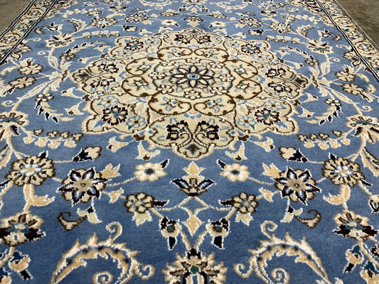 3'0"x4'6" Fine Hand-Knotted Wool & Silk Blend Naine Carpet - Area Rug