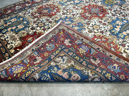 6'10"x10'2" Hand-Knotted 100% Lamb Wool Bakhtiarie Carpet - Area Rug