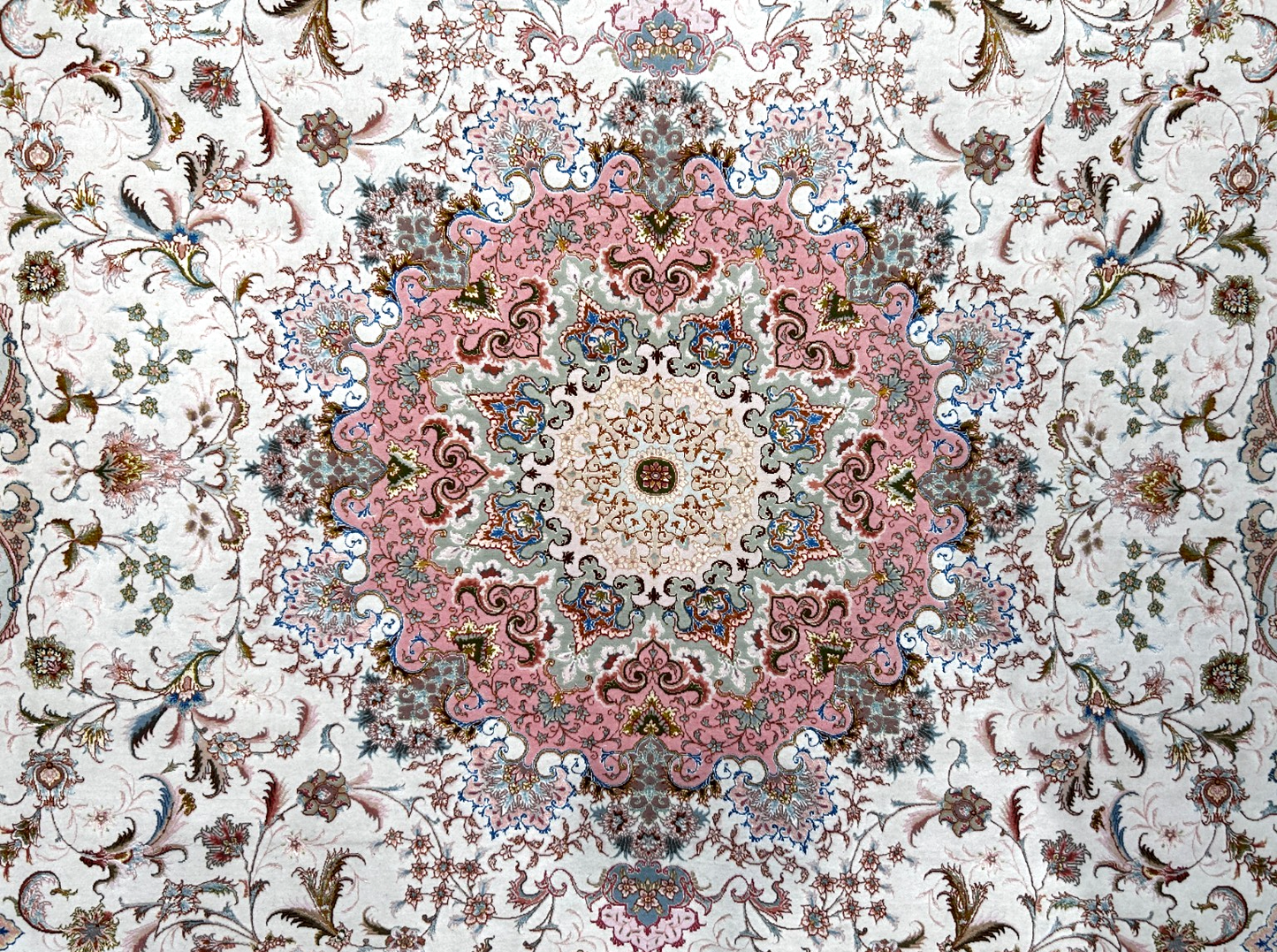 8'2"x11'8" Extra Fine 80-Raj Hand-Knotted Wool & Silk Tabrize Rug